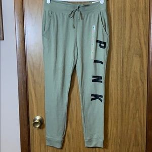 Green lounge joggers. NWT